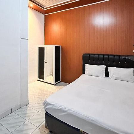 Kostel 99 Pangkal Pinang Redpartner Hotel Exterior photo