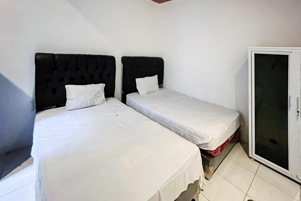 Kostel 99 Pangkal Pinang Redpartner Hotel Exterior photo